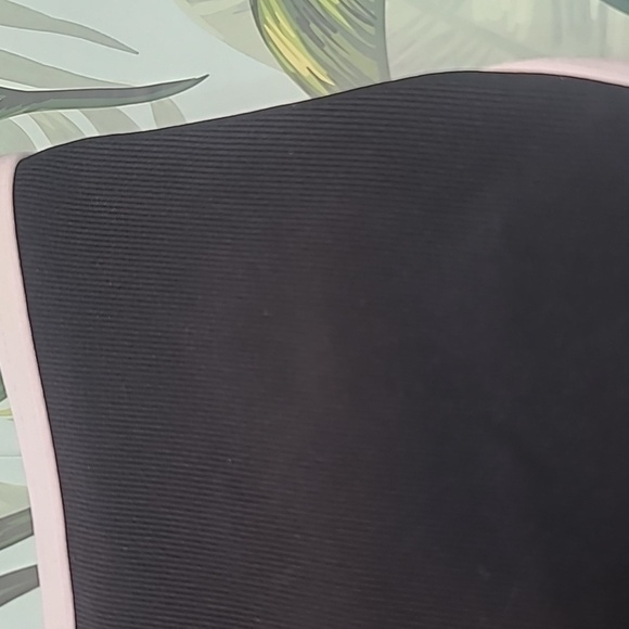 Le Cove 8% spandex black and white swim bottom - Picture 4 of 6